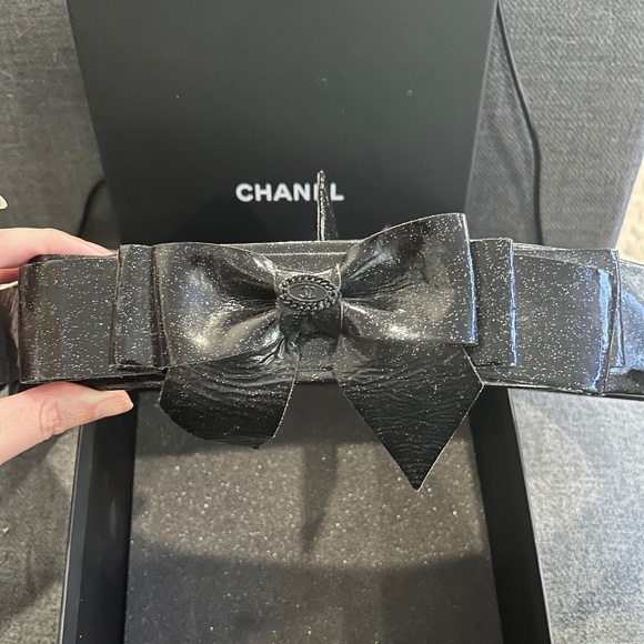Chanel 2008 Black Patent Glitter Belt - Picture 1 of 4
